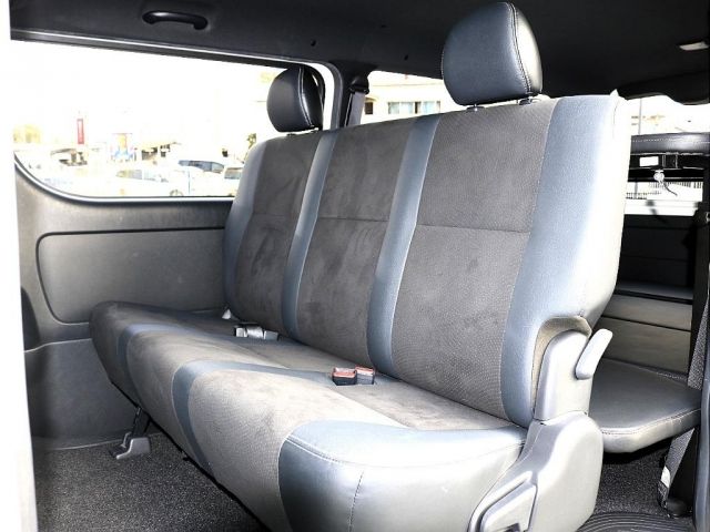 TOYOTA HIACE van 4WD 2020