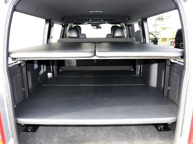 TOYOTA HIACE van 4WD 2020