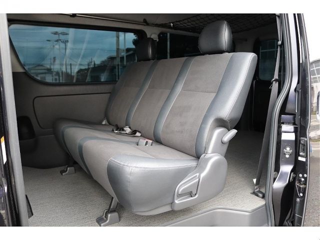 TOYOTA HIACE van 2WD 2018