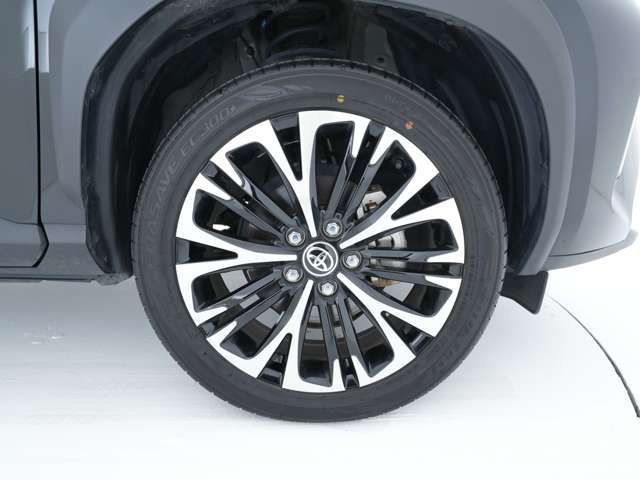 TOYOTA YARIS CROSS 2024