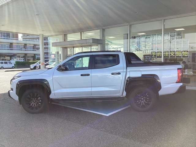 MITSUBISHI TRITON 2025