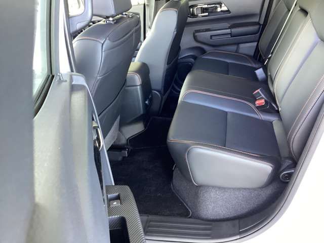 MITSUBISHI TRITON 2025