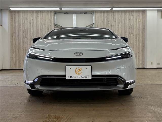 TOYOTA PRIUS 2023