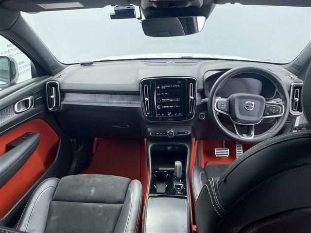 VOLVO VOLVO XC40 2020