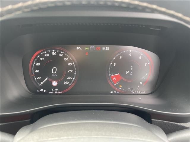 VOLVO VOLVO XC40 2020