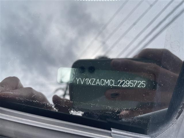 VOLVO VOLVO XC40 2020