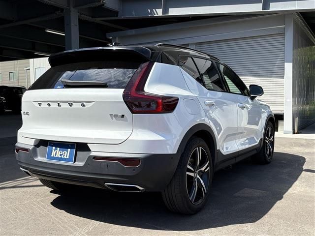 VOLVO VOLVO XC40 2020