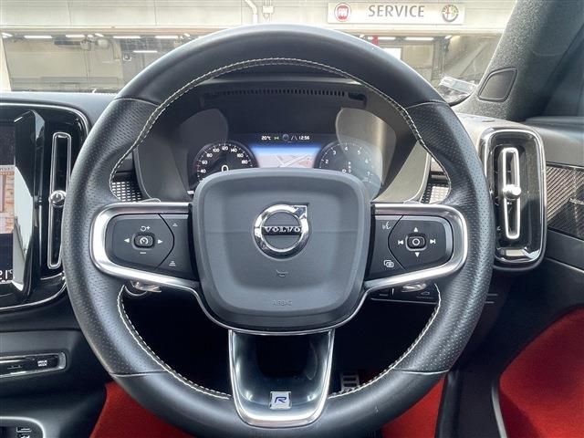 VOLVO VOLVO XC40 2020