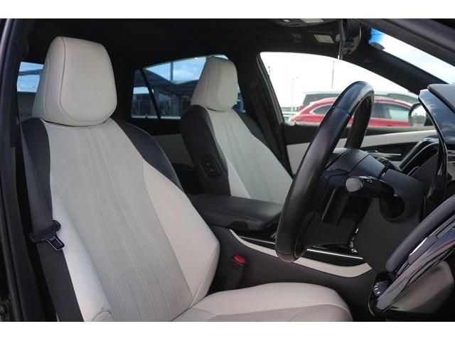 TOYOTA CROWN sedan hybrid 2019