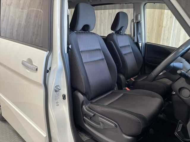 NISSAN SERENA  S-HYBRID 2016