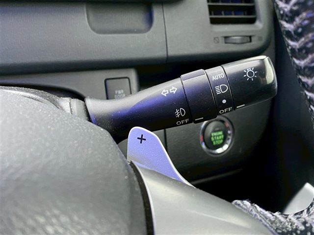 TOYOTA VOXY 4WD 2012