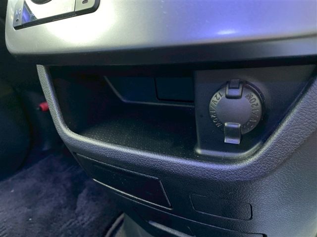 TOYOTA VOXY 4WD 2012