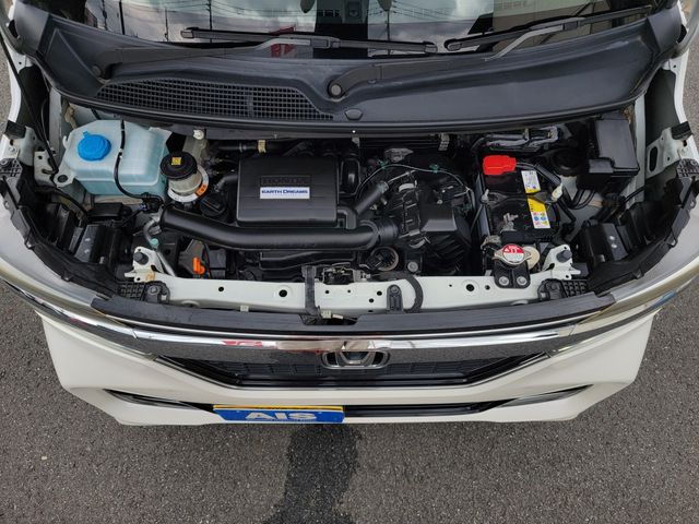 HONDA N BOX CUSTOM 2017