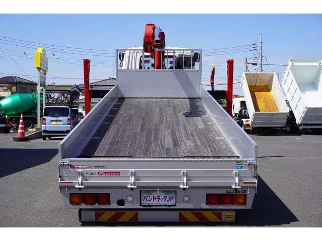 MITSUBISHI FUSOU FIGHTER 2023