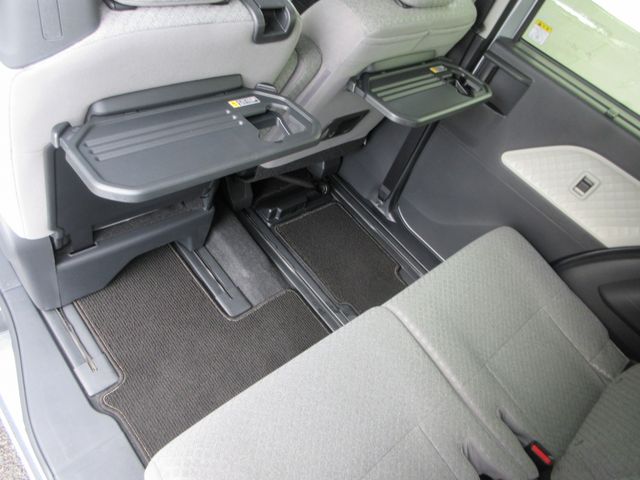 DAIHATSU TANTO 4WD 2021