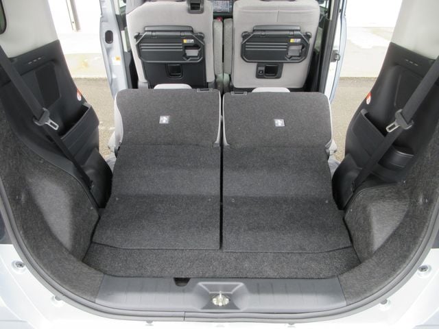 DAIHATSU TANTO 4WD 2021