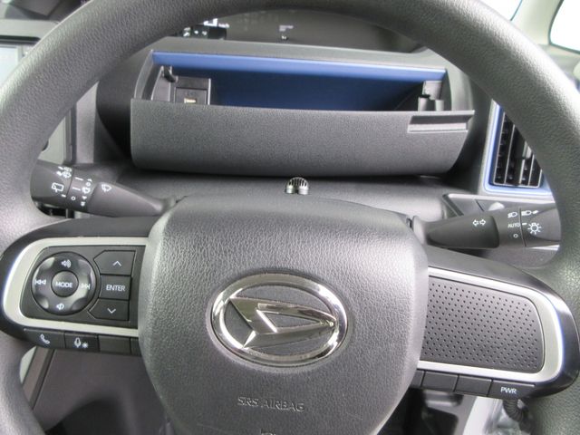 DAIHATSU TANTO 4WD 2021