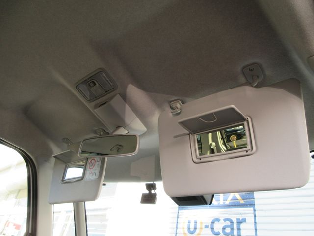 DAIHATSU TANTO 4WD 2021