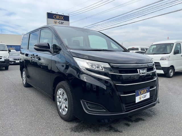 TOYOTA NOAH 2020
