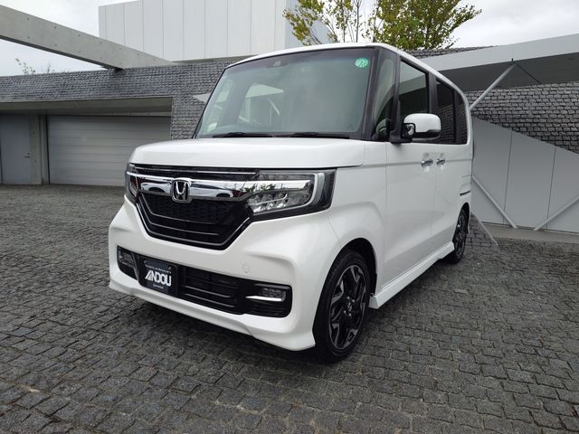 HONDA N BOX CUSTOM 2020