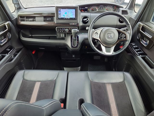 HONDA N BOX CUSTOM 2020