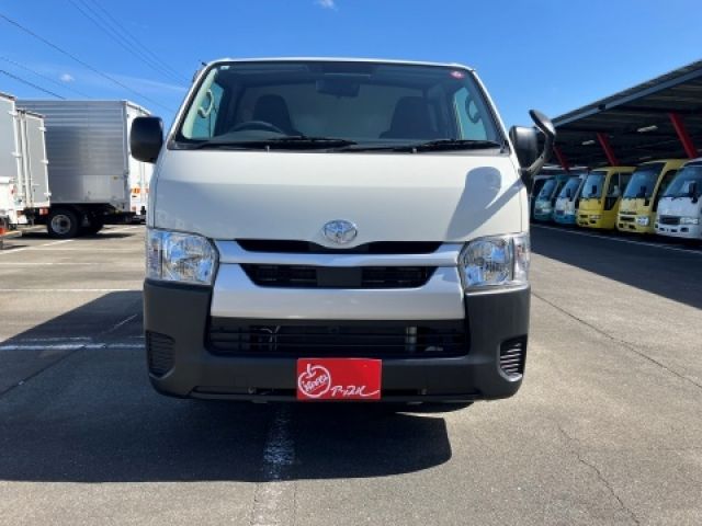 TOYOTA HIACE van 2WD 2023