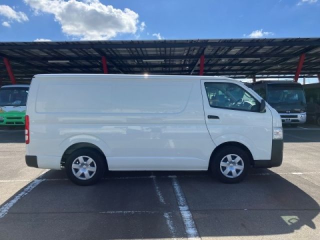 TOYOTA HIACE van 2WD 2023