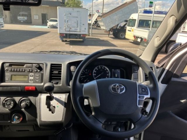 TOYOTA HIACE van 2WD 2023