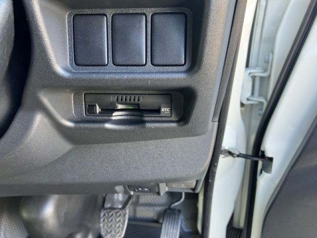 TOYOTA HIACE van 2WD 2023