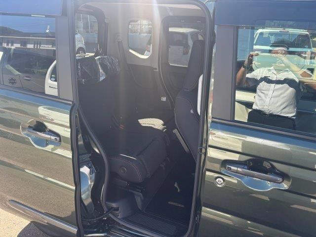 SUZUKI Spacia GEAR 4WD 2024