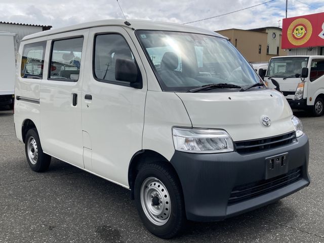 TOYOTA TOWNACE van 4WD 2021