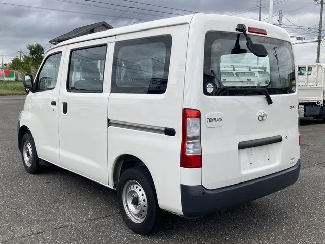 TOYOTA TOWNACE van 4WD 2021