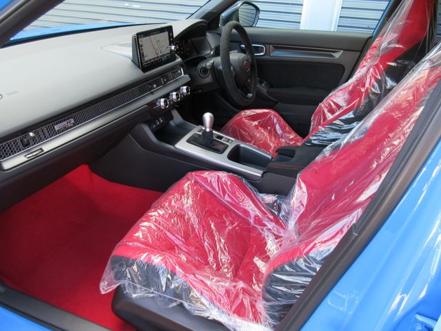 HONDA CIVIC hatchback 2025