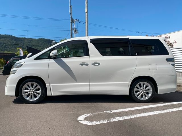 TOYOTA VELLFIRE 2009