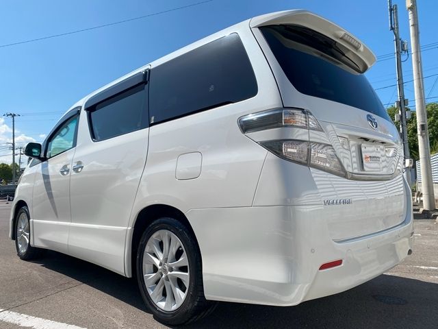 TOYOTA VELLFIRE 2009