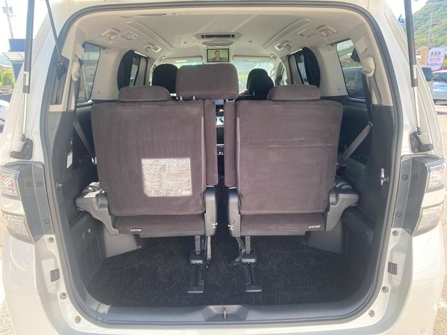 TOYOTA VELLFIRE 2009