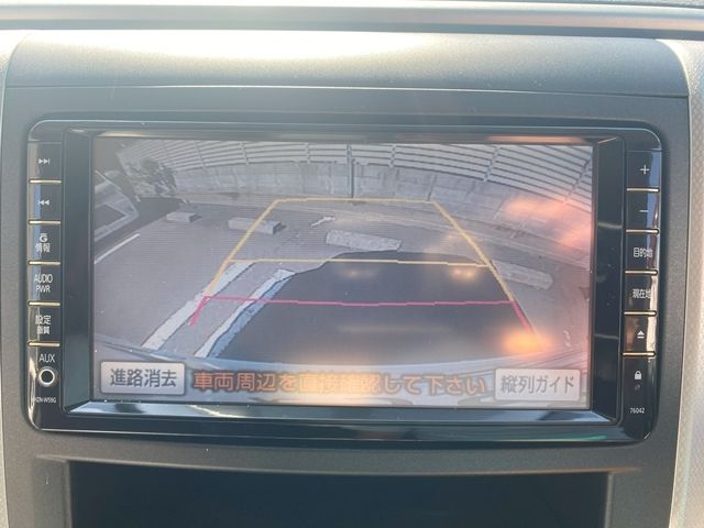 TOYOTA VELLFIRE 2009