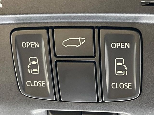 TOYOTA ALPHARD hybrid 4WD 2015