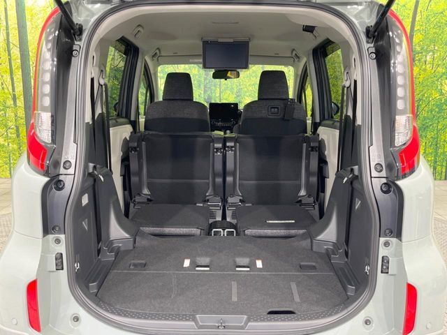 TOYOTA SIENTA HYBRID 2022