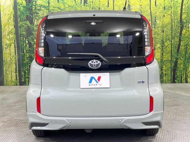 TOYOTA SIENTA HYBRID 2022
