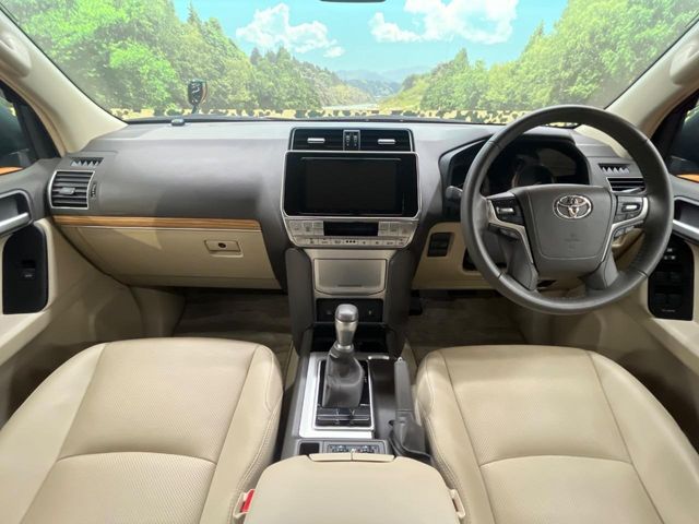 TOYOTA LANDCRUISER PRADO 2023
