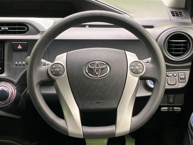 TOYOTA AQUA 2014