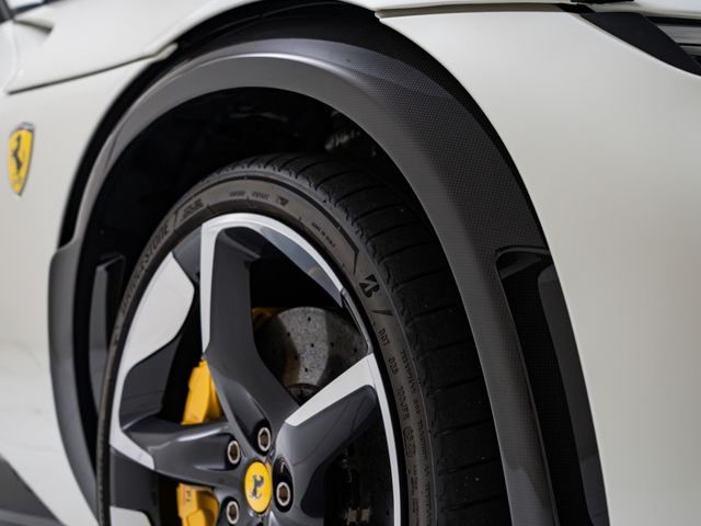 FERRARI FERRARI Purosangue 2024