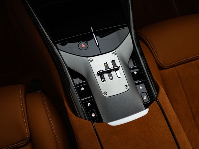 FERRARI FERRARI Purosangue 2024