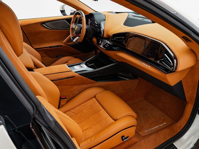 FERRARI FERRARI Purosangue 2024