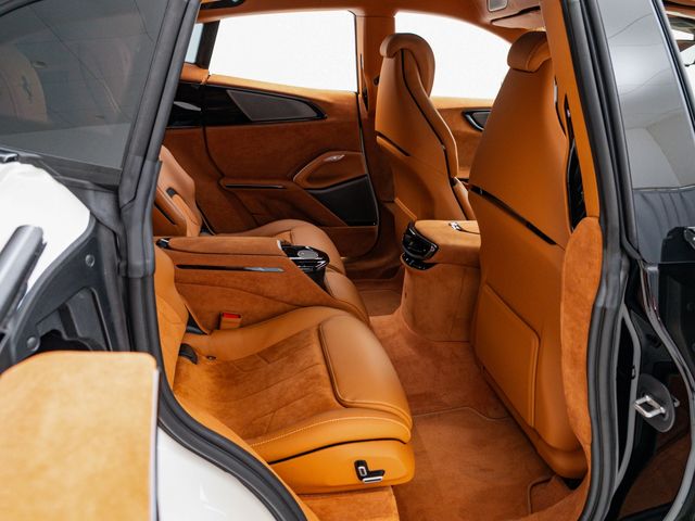 FERRARI FERRARI Purosangue 2024