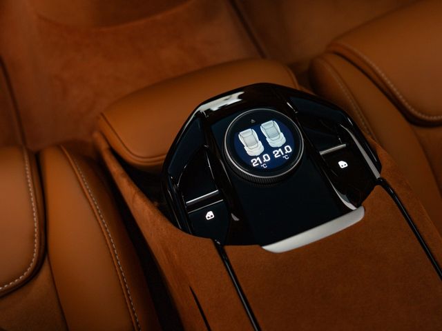 FERRARI FERRARI Purosangue 2024