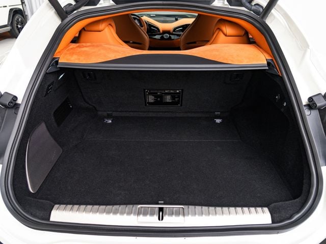 FERRARI FERRARI Purosangue 2024