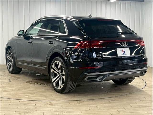 AUDI AUDI Q8 2019