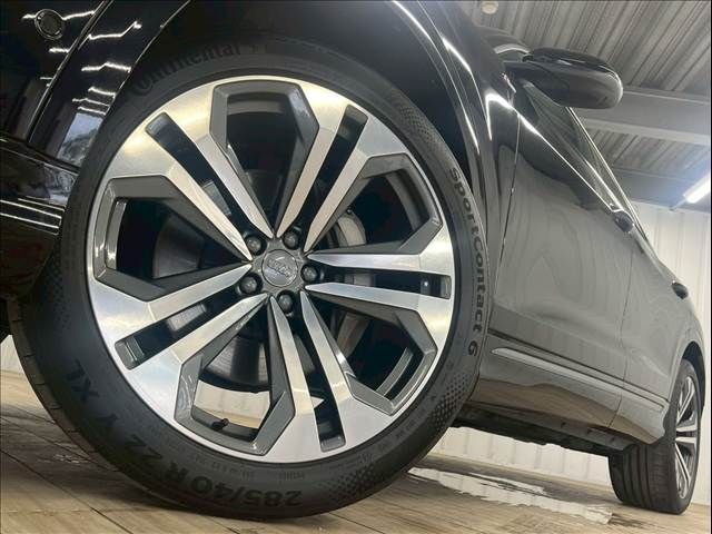 AUDI AUDI Q8 2019